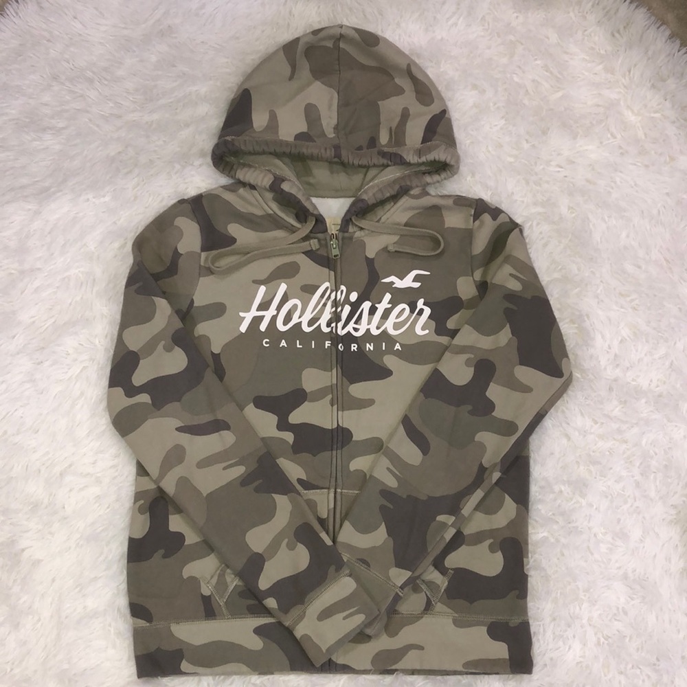 Medium Camo Hollister Hoodie